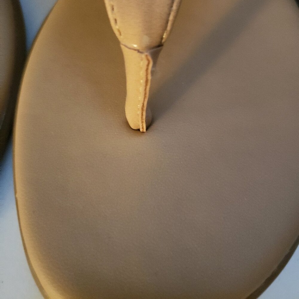 Aerosoles Inesse Sandals Floral Cutout Tan Twotone Ankle Strap 9 Faux Nubuck New - Picture 15 of 16